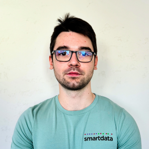 qodef-team-image